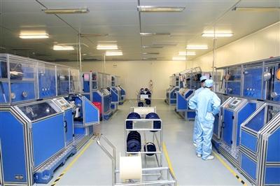 新材料技術研發(fā) 驅動新經(jīng)濟、新業(yè)態(tài)與新能源變革的底層引擎